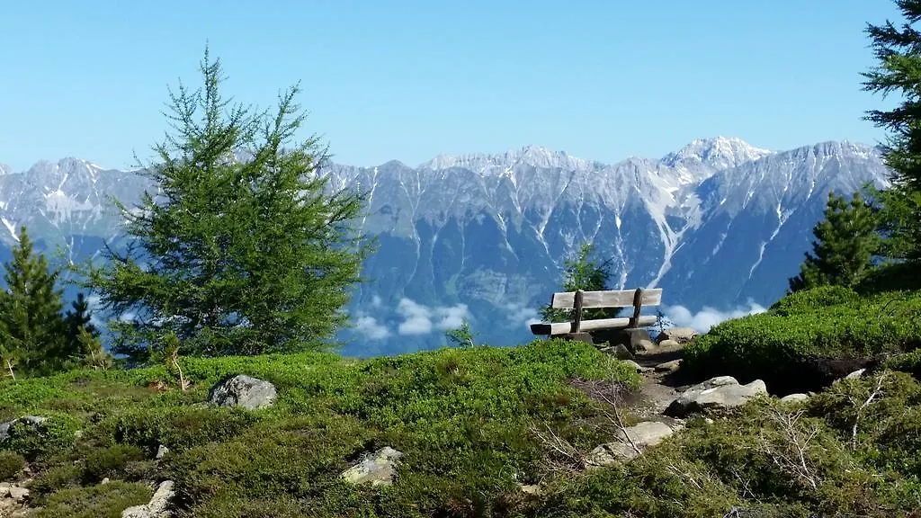 Ferienwohnungen Tiroler Alpenhof Patsch Austria